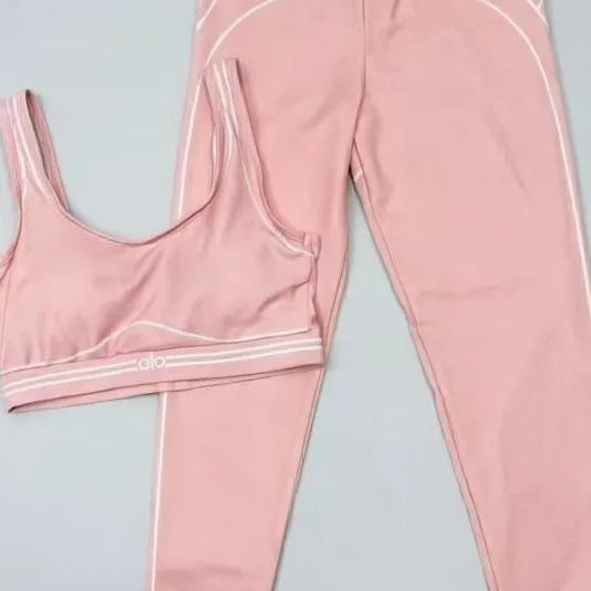 Women's Slim Fit Yoga Outfit With Stretch Fabric Graphic Design