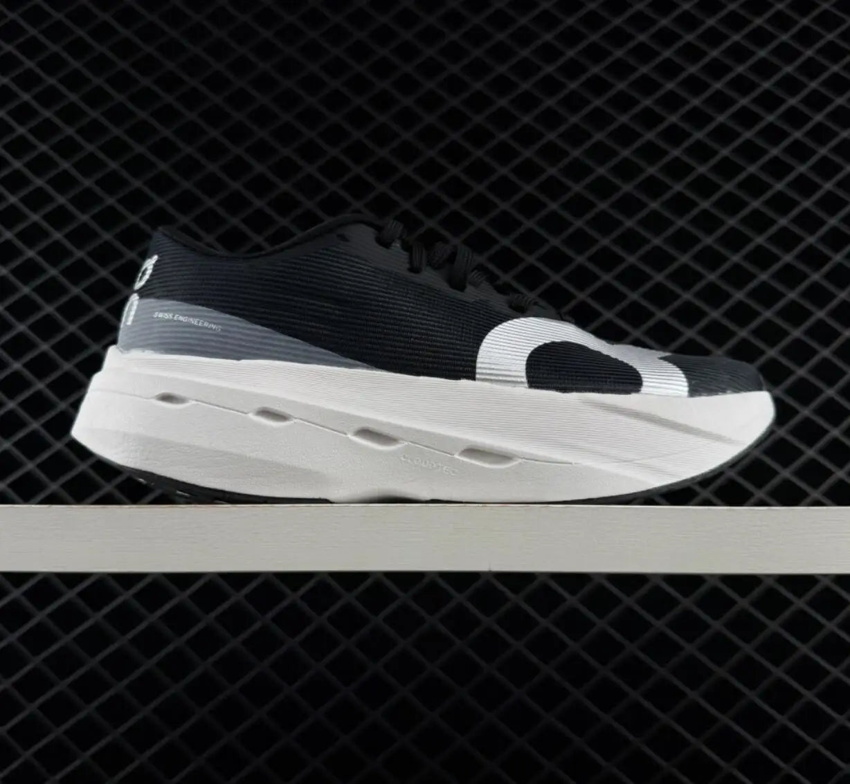 Cloudboom Volt Running Shoes For Men And Women Breathable Comfort