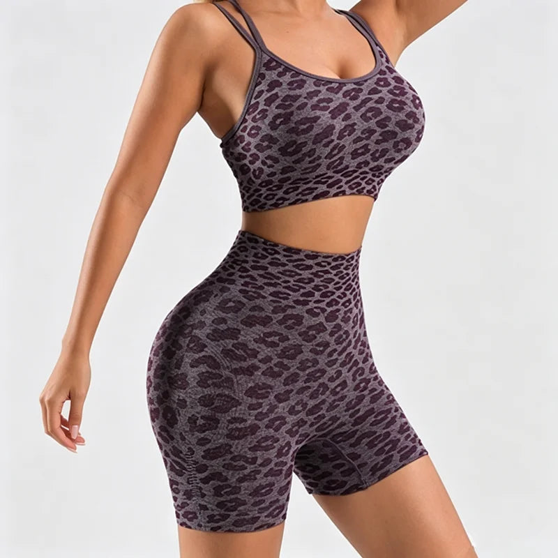Leopard Print Women's 2 Piece Yoga Tracksuit Set For Workout