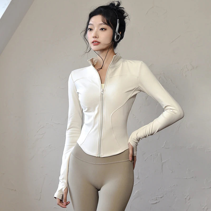 Women Long Sleeve Zip Sports Jacket For Fitness And Yoga
