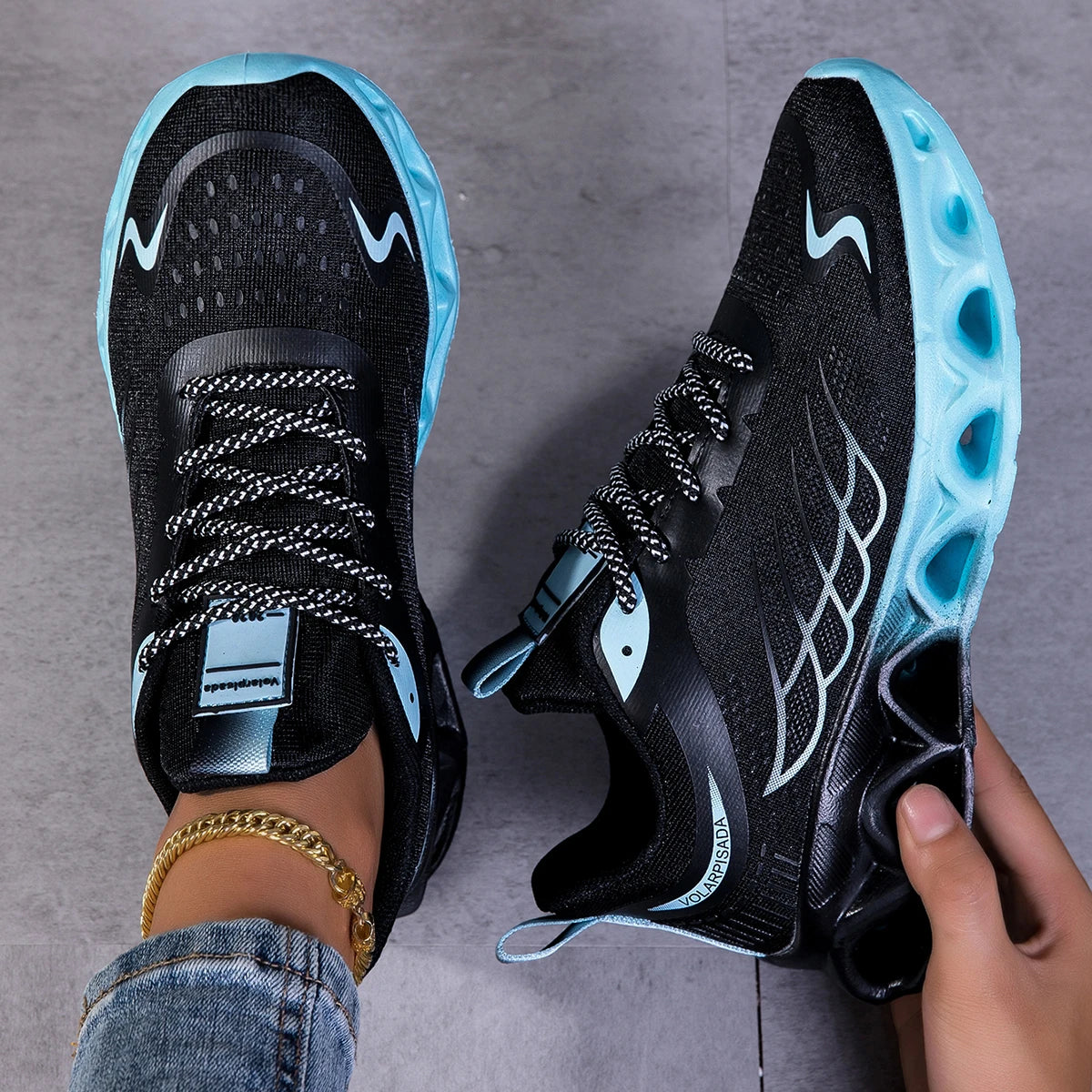Gradient Mesh Running Sneakers Breathable Shock Absorbing Blade Sole Shoes