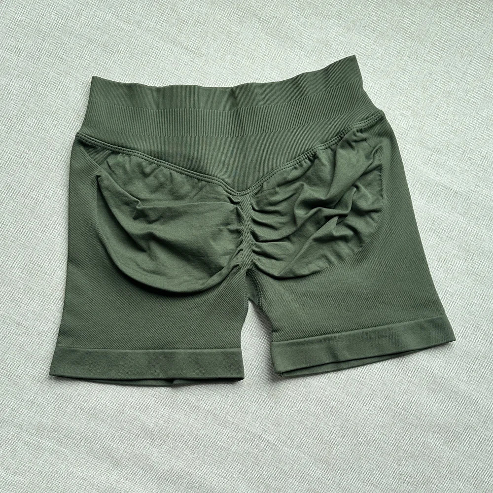 Seamless Yoga Shorts For Women Low Waist Triple Panel Waistband