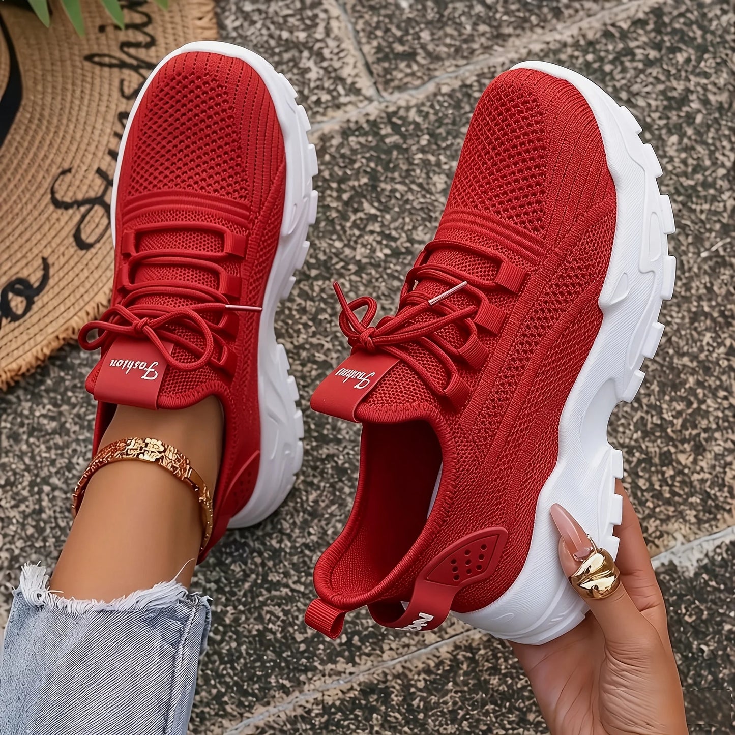 Women Chunky Platform Dad Sneakers With Breathable Mesh Upper