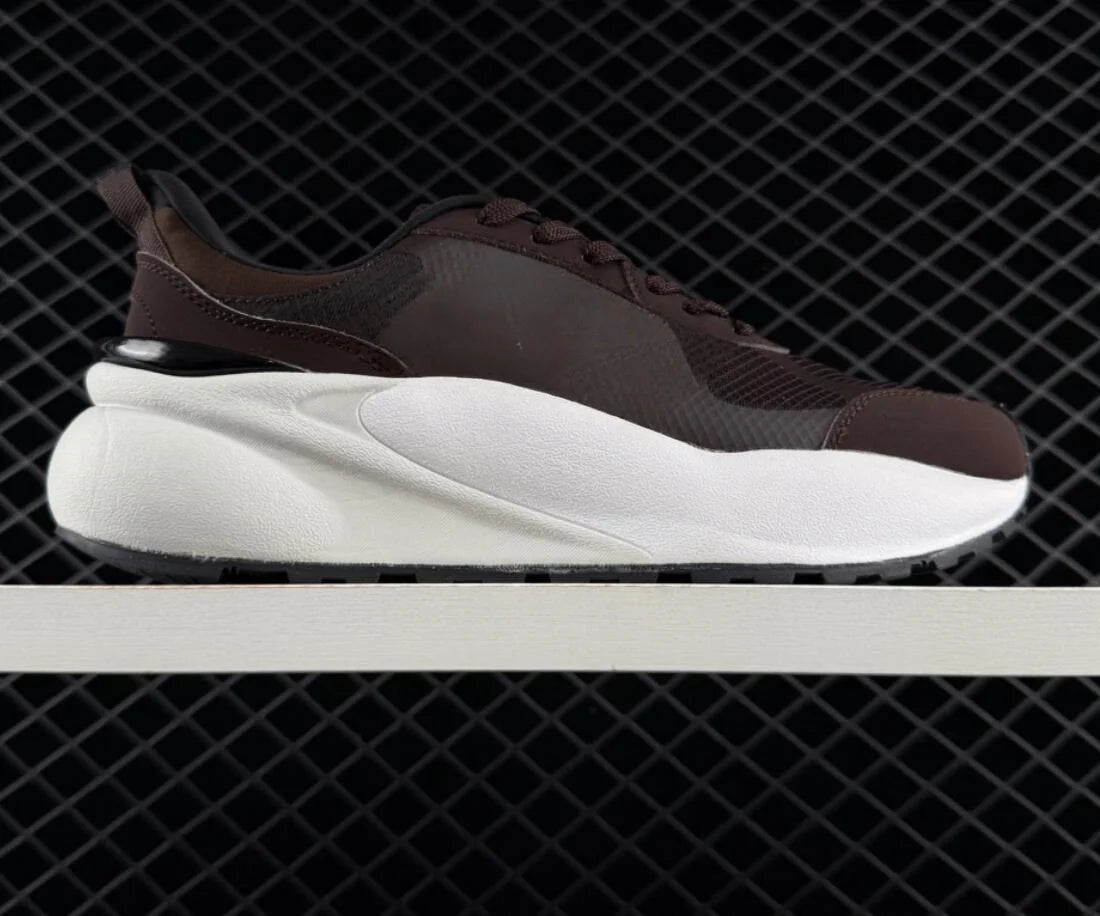 Retro Running Shoes Unisex Anti Slip Wear Resistant Casual Sneaker