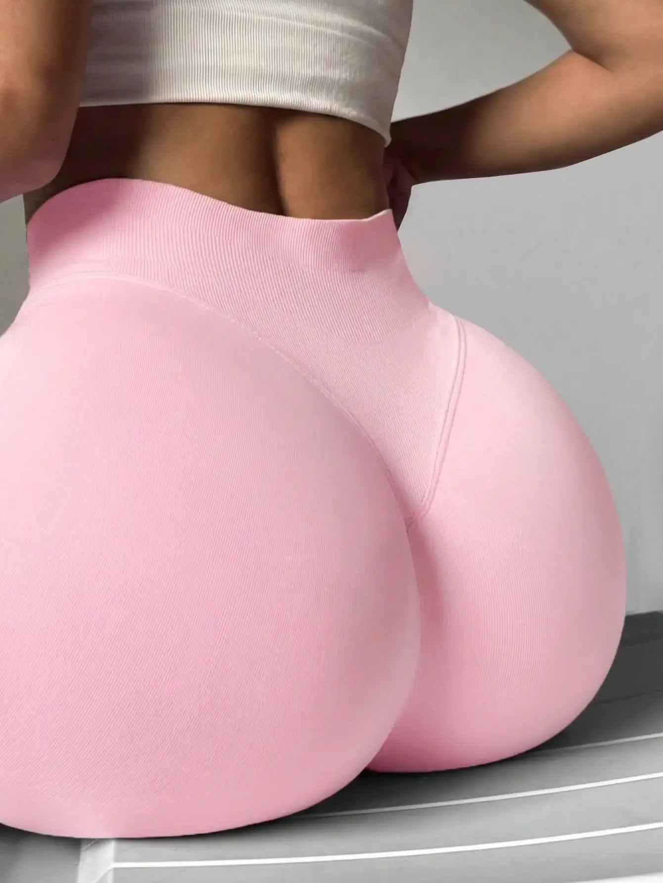 Women Seamless Butt Lifting Sports Shorts For Gym Workout Running