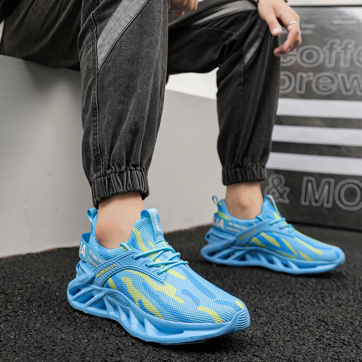 2026 New Women's Blade Running Shoes – Breathable, Slip-Resistant, Comfortable, and Stylish for All-Day Wear; Unisex Design Suitable for Both Men and Women