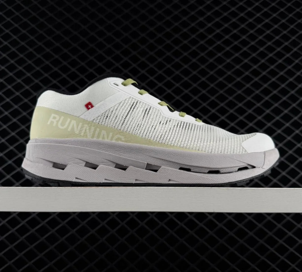 Cloudtilt 2.0 Training Shoes For Men And Women Cushioning Breathable