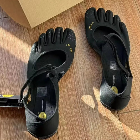 Lightweight Breathable Five Toe Sneakers for Yoga and Outdoor Activities