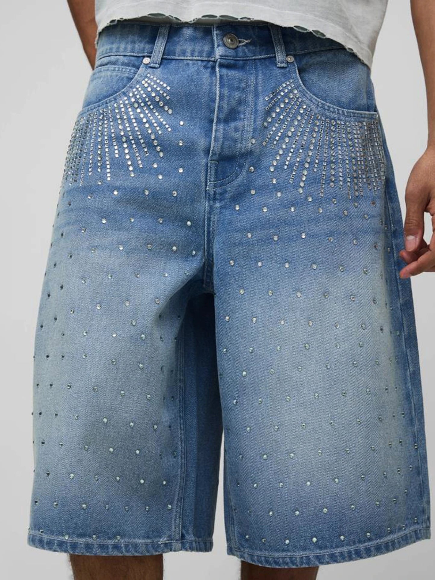 Men's Denim Shorts With Distressed Details And Frayed Hem