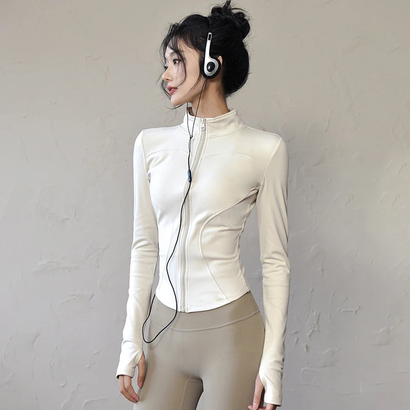 Women Long Sleeve Zip Sports Jacket For Fitness And Yoga