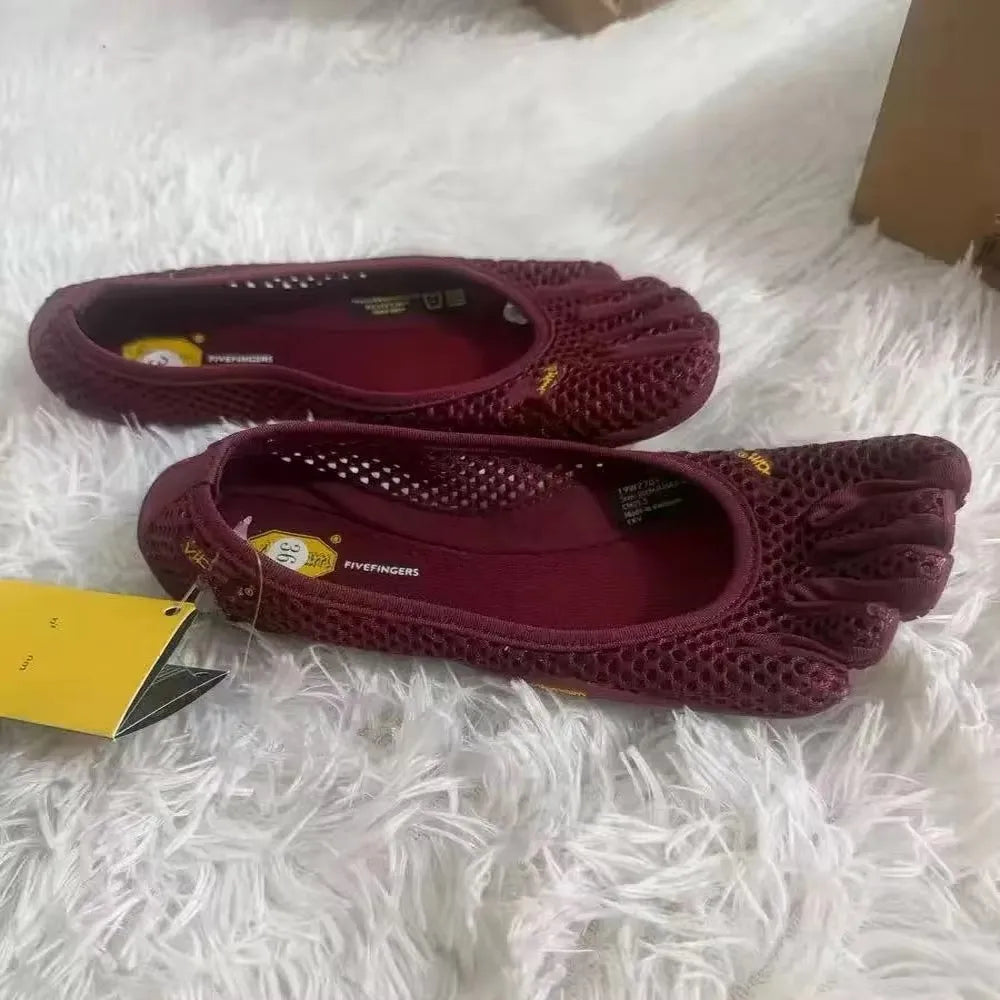 Lightweight Breathable Five Toe Sneakers for Yoga and Outdoor Activities