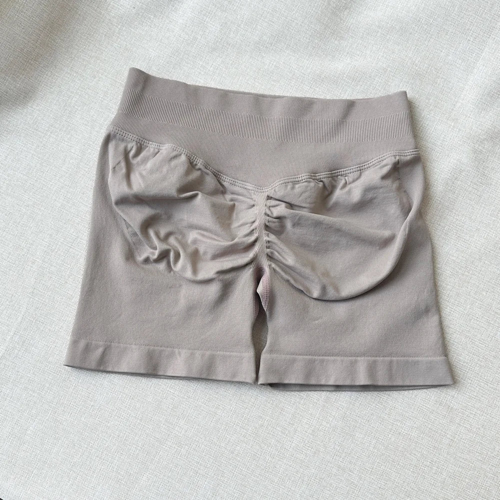 Seamless Yoga Shorts For Women Low Waist Triple Panel Waistband