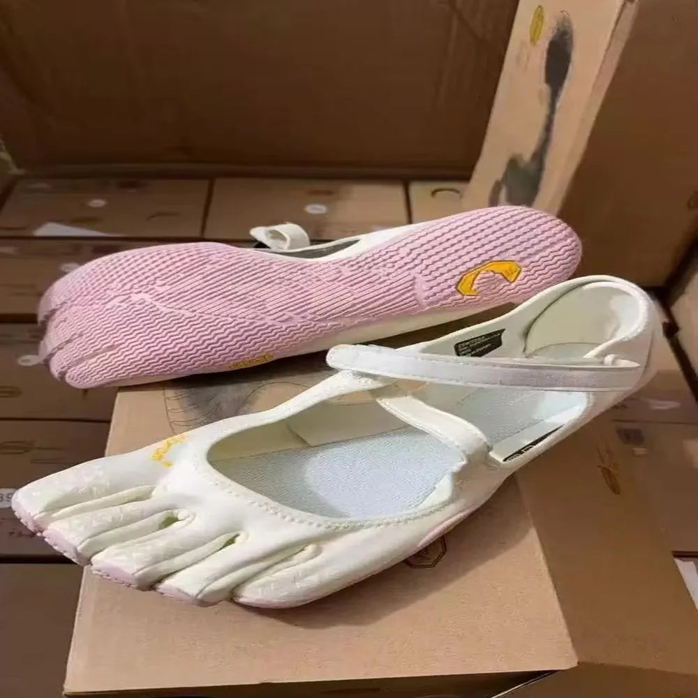Lightweight Breathable Five Toe Sneakers for Yoga and Outdoor Activities