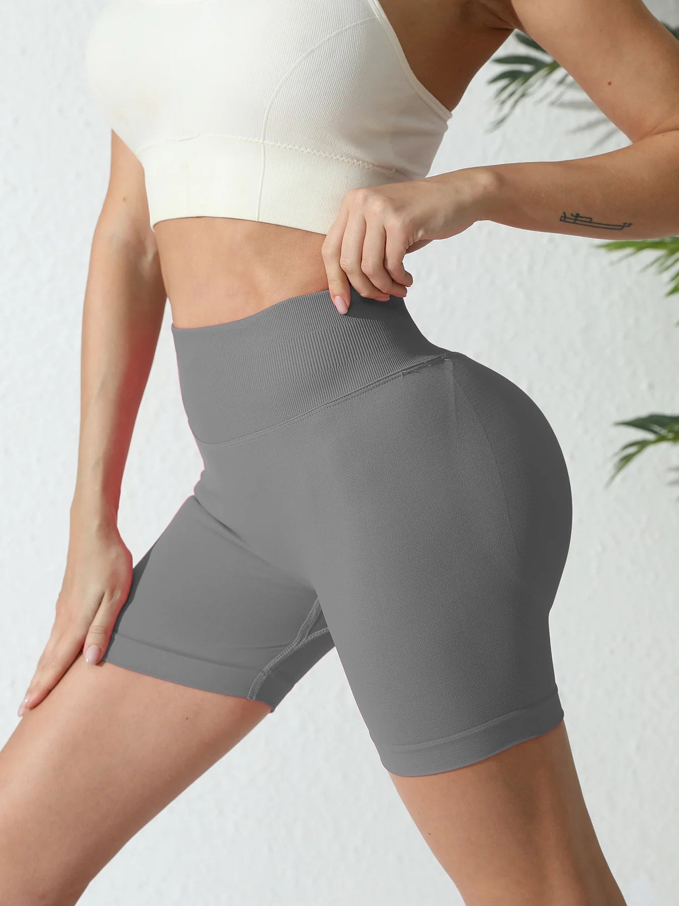 Summer High Waisted Yoga Shorts for Women Fashionable and Sexy Running Fitness Pants Solid Color Yoga Leggings Elastic Tights