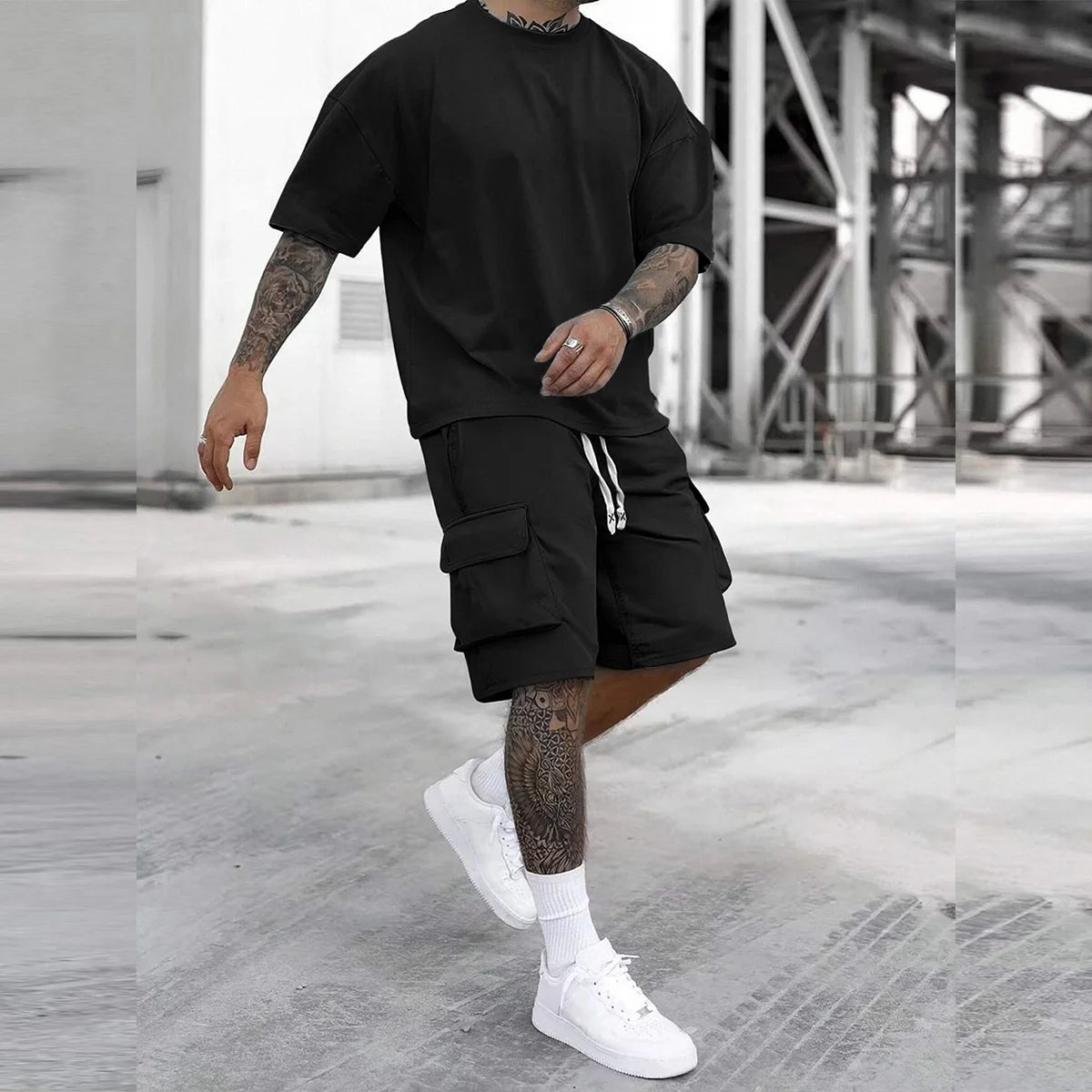 Men's Multi-Pocket Cargo Pants and Short Sleeve T-Shirt Set