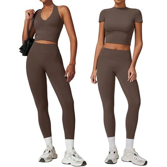 Women's Yoga Set With Crop Top And Leggings For Training