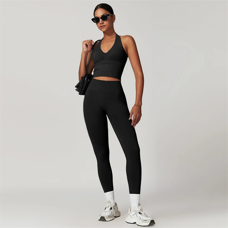 Women's Yoga Set With Crop Top And Leggings For Training