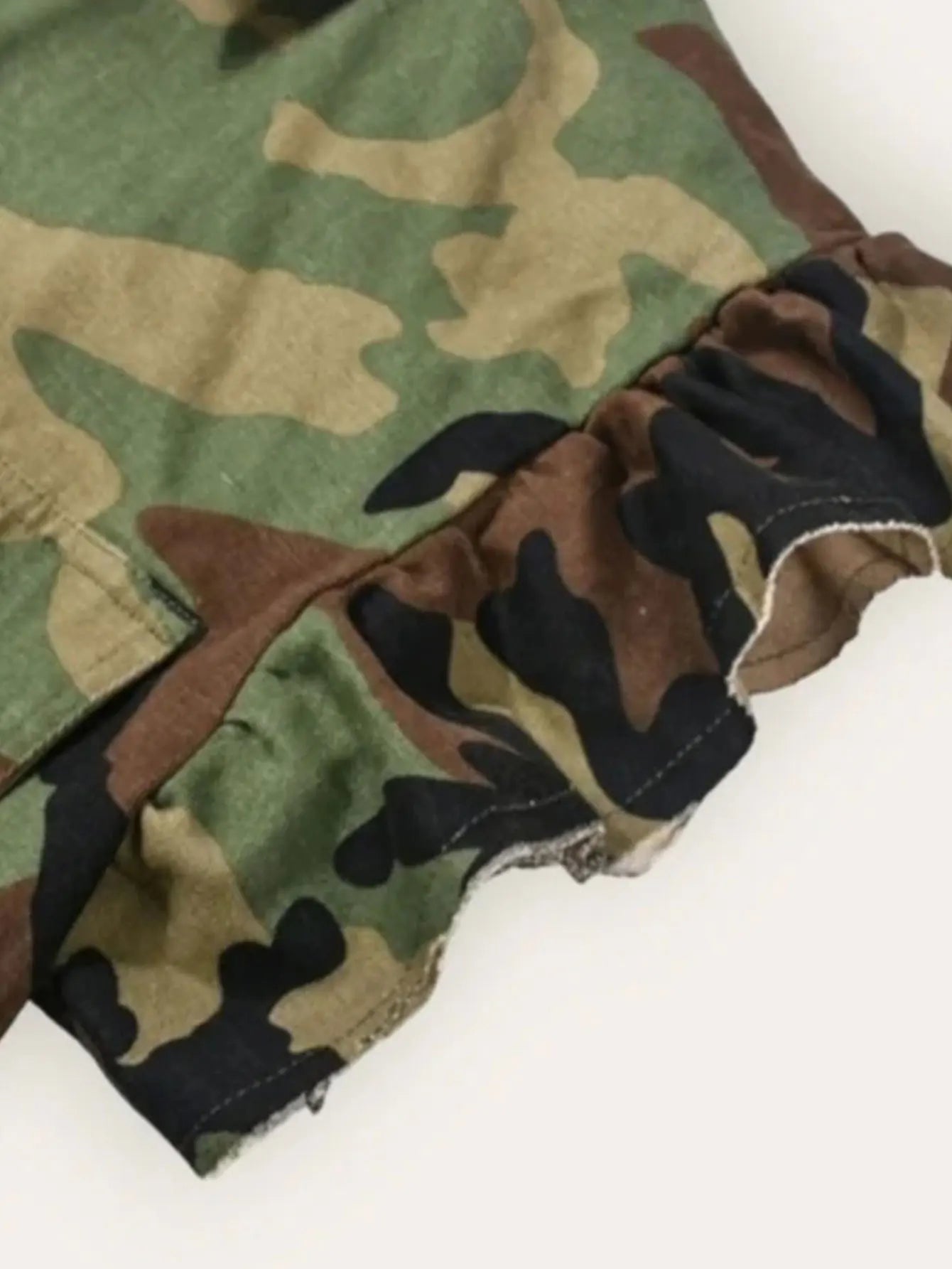 GLOURI Camouflage 2 Piece Set Crop Top And Cargo Shorts
