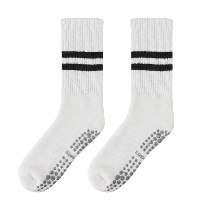 Non-Slip Cotton Yoga Socks With Grip For Pilates And Ballet