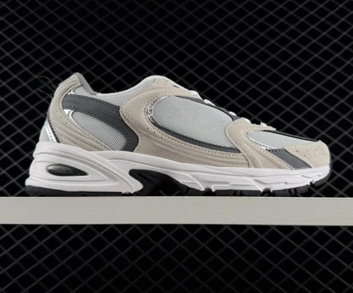 Unisex Reflective Low Top Lightweight Running Shoes