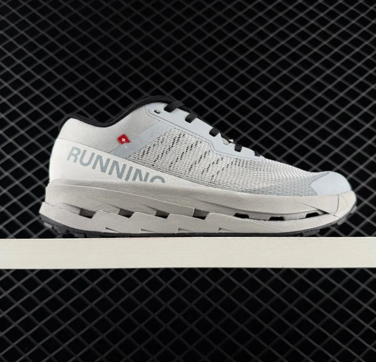 Cloudtilt 2.0 Training Shoes For Men And Women Cushioning Breathable