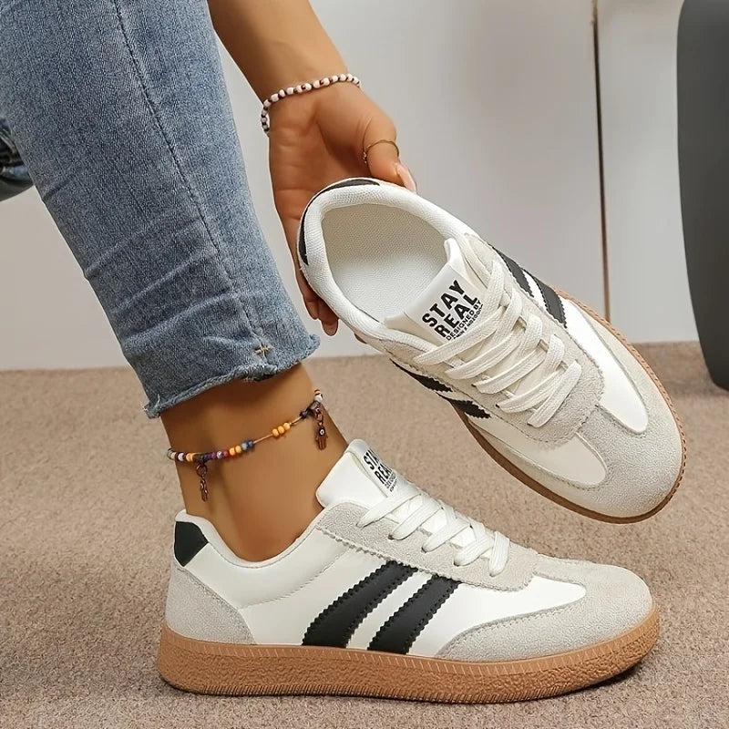 Women's Retro Lace Up Sneakers Lightweight Casual Walking Shoes