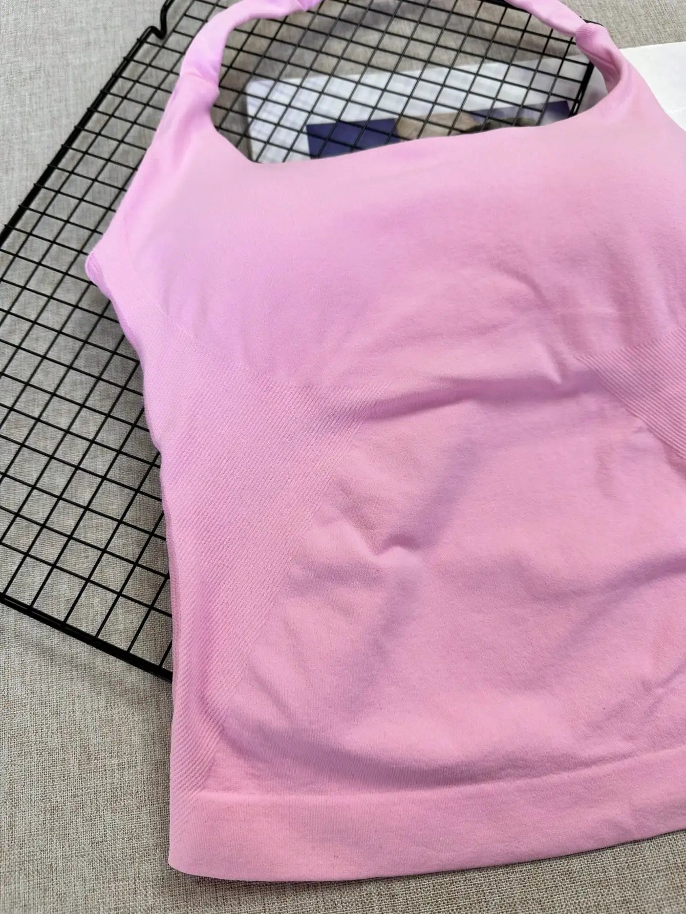 Women's Seamless Sports Tank Top With Removable Bra Pad