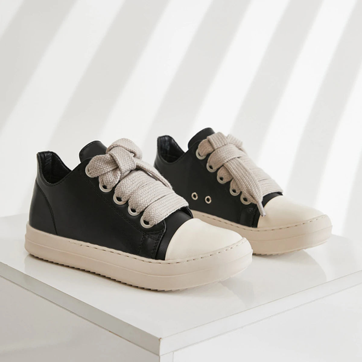 Men's Casual Shoes Low Cut Flat Bottom Minimalist College Style
