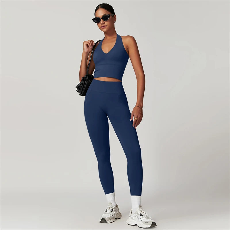 Women's Yoga Set With Crop Top And Leggings For Training