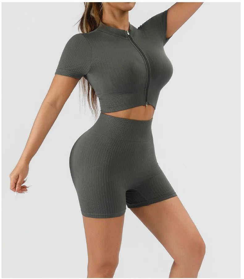 Women's Seamless Ribbed 2-Piece Yoga Set With Shorts