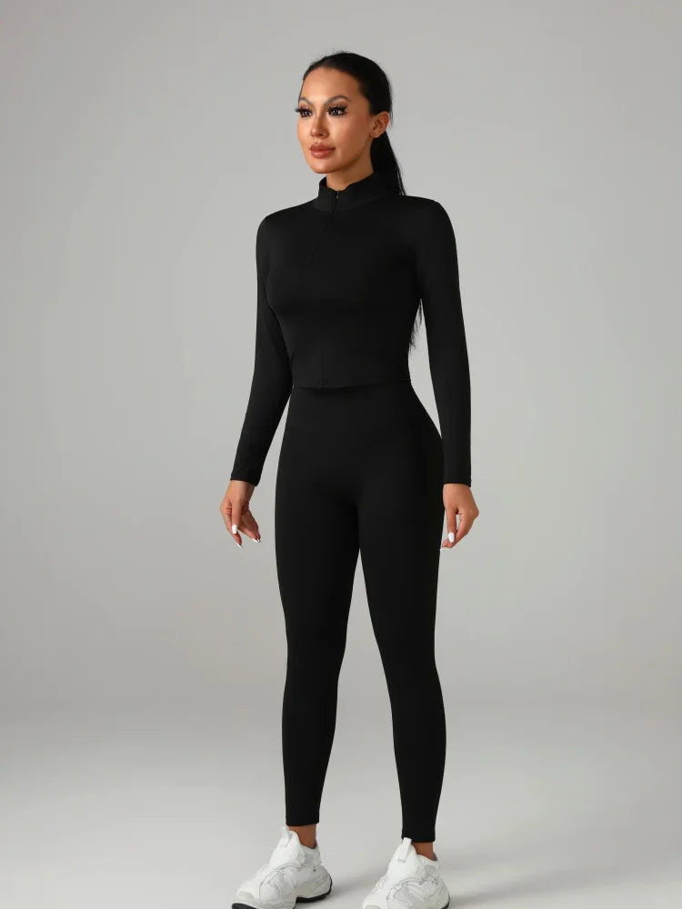 Black And White Women's Yoga Set, Fitted Solid Activewear