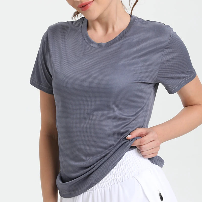 Women's Ultralight Quick-Dry Polyester Sport T-Shirt For Running And Gym